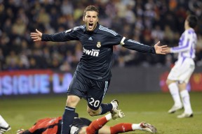 leyu乐鱼在线登录入口-太强了，丁俊晖4杆破百，6-0晋级！中国8胜3负6-4淘汰了三冠王，丁俊晖代表中国队